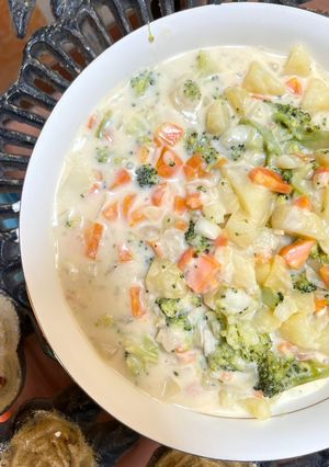 Foto resep #Recook recipe: Brocolli Potato Soup