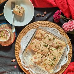 A picture of Patisapta Cake.