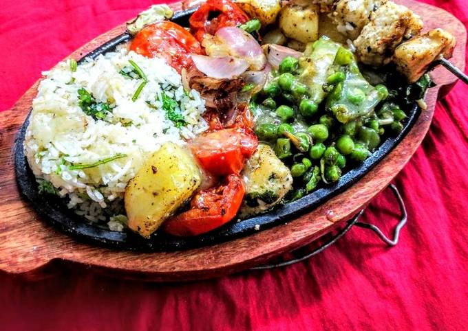 Paneer Shashlik Sizzler Recipe By Shakuntla Tulshyan Cookpad