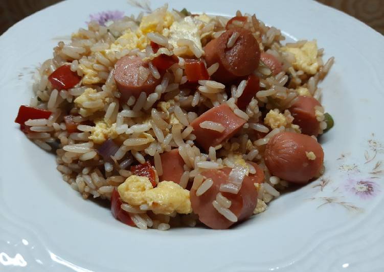 Arroz Chaufa con salchichas