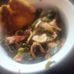 A picture of Bacon-Seasoned Collard Greens.
