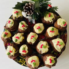 A picture of Biscoff xmas mini pudding.
