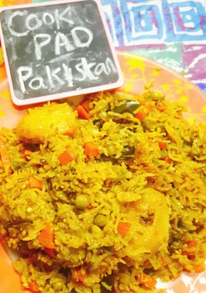 A picture of BHUNI HUI KHICHDI #CookpadApp.