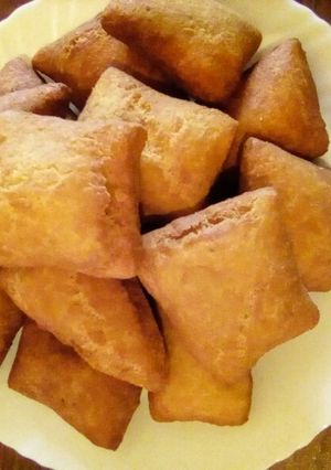 A picture of Mandazi.