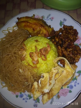 Cara Simple Membuat Resep  Nasi kuning praktis yang Enak, Enak