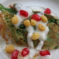 A picture of Crispy Palak Chat.