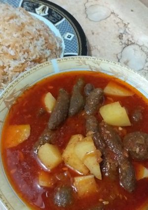 صورة لوصفة كفته الارز ومعها بطاطس مكعبات وارز بشعيريه