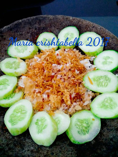 Foto resep Nasi sambal terasi mentah(tabur teri goreng and kremesan)