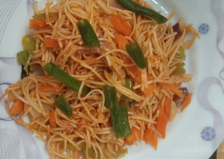 Recipe of Super Quick Homemade Microwave Spicy Hakka Noodles Recipe