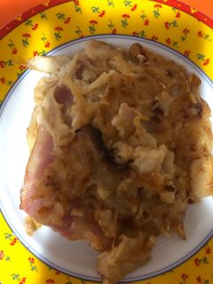 Una foto de Pechugas de pollo con bacon y bechamel
