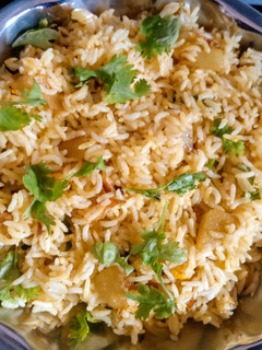 #உருளைக்கிழங்கு புலாவ் (Urulai Kilangu Pulav Recipe in Tamil) செய்முறை முக்கிய புகைப்படம்