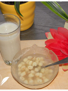 Hình của món Combo Chè và Sữa Hạt Sen.