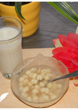 Hình của món Combo Chè và Sữa Hạt Sen.