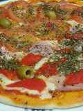 Pizza casera! !Excelente receta y facilísimo! Con levadura fresca