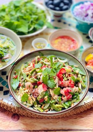 Hình của món Gỏi Tiến Vua Bạch Tuộc.