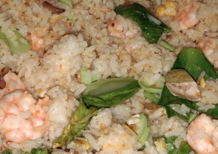 Bagaimana Menyiapkan Nasi goreng pete Lezat