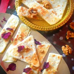 A picture of Walnuts wrap.