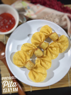 Foto resep Pangsit goreng Pita isi ayam - kreasi pangsit