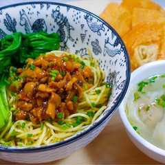 A picture of Mie Ayam Jamur A la Bakmi GM.
