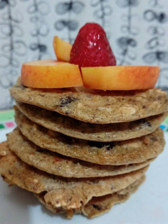 Una foto de Hot cakes de avena y quinoa
