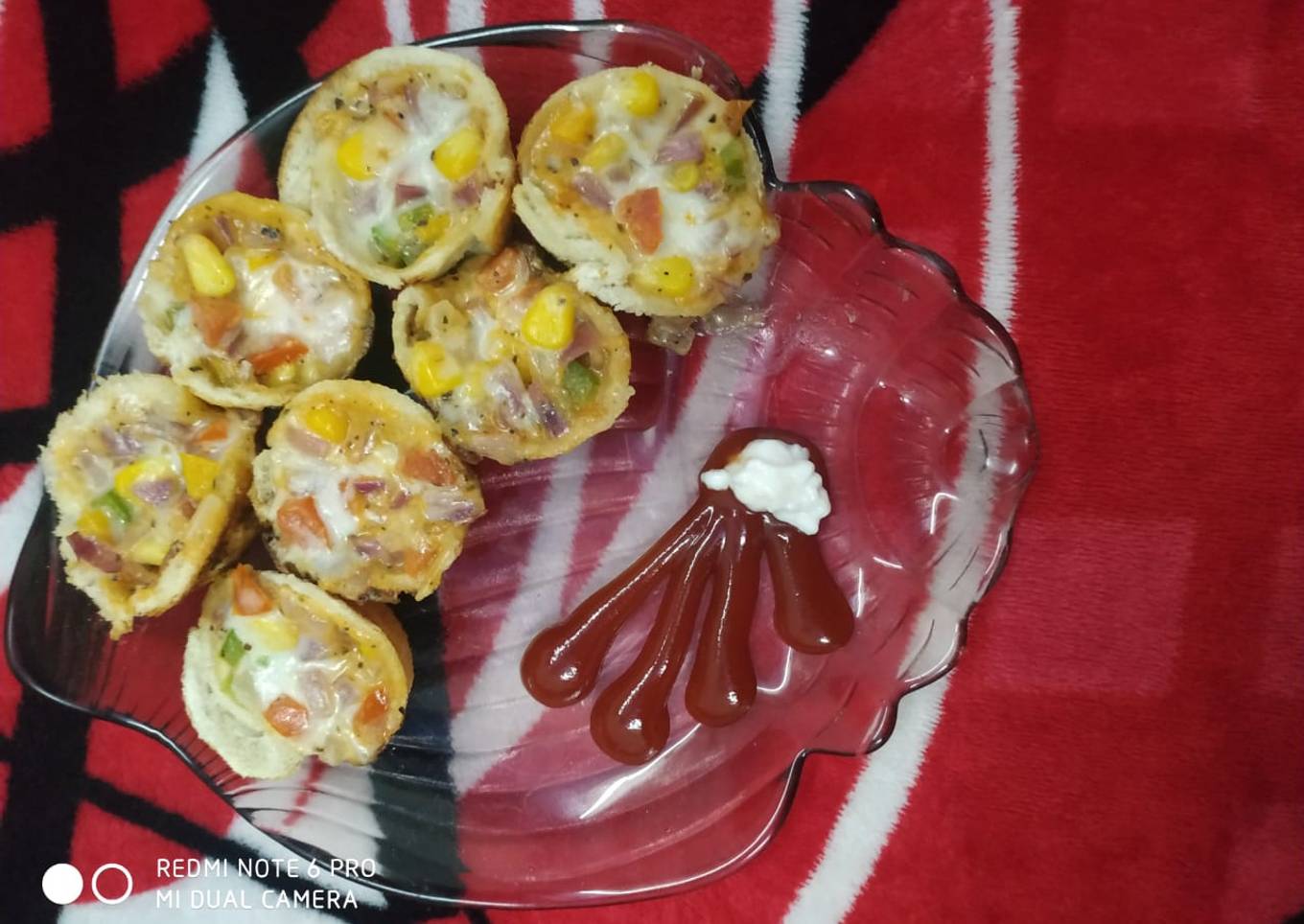 Pizza cups