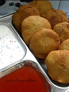 मटर कचौड़ी (Matar kachodi recipe in Hindi) रेसिपी मुख्य फोटो