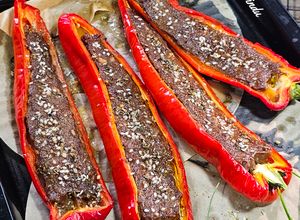 Foto resep Stuffed Peppers (Cabe Italy Panggang Isi Daging)