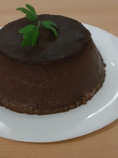 Una foto de Flan de chocolate con galleta, para diabéticos