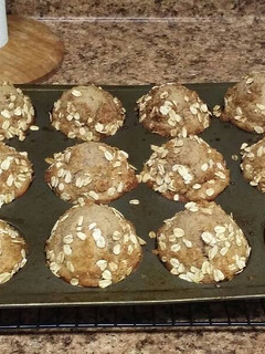 A picture of Apple Muffins.