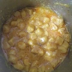 A picture of Gatte ki sabzi.