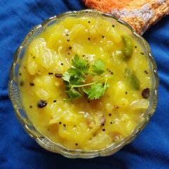 A picture of Poori-Potato Masala/ Aloo curry.