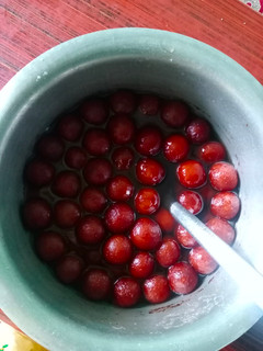 गुलाब जामुन (gulab jamun recipe in Hindi) रेसिपी मुख्य फोटो
