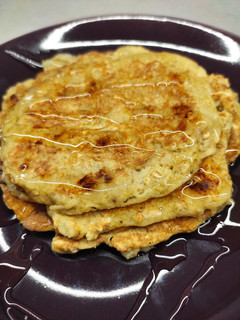 Banános zabpelyhes palacsinta 🍌🥞 recept fotója