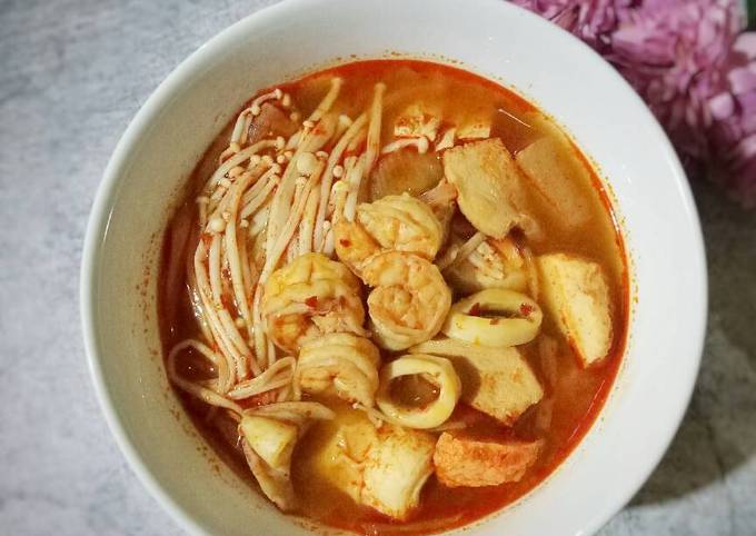 Resep Suki Kuah Tomyam Simpel Oleh Santriyanti Cookpad