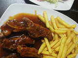 Costillas de cerdo en salsa BBQ cesar