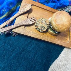 Whole wheat oats burger bun A picture of Whole wheat oats burger bun.