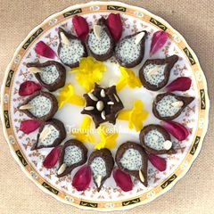 A picture of Chia kheer with chocolate Dia.