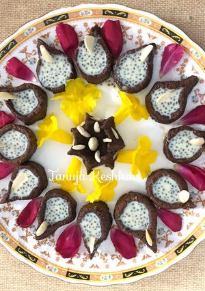A picture of Chia kheer with chocolate Dia.