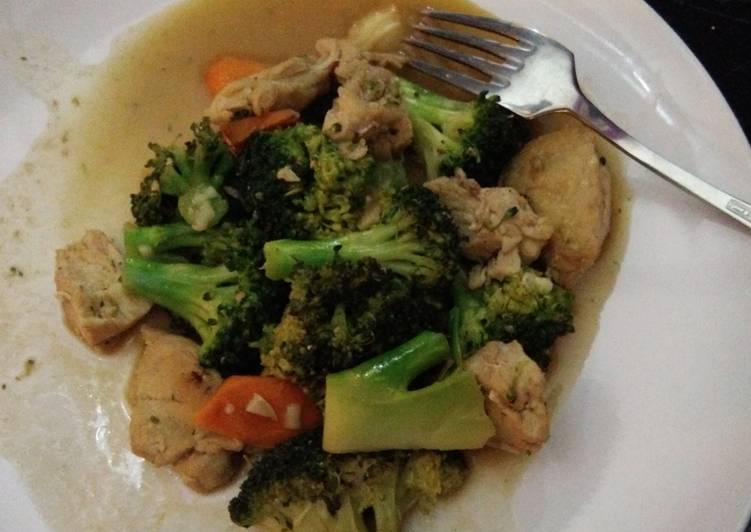 Arahan Buat Ginger Chicken with Broccoli and Carrot yang Sedap