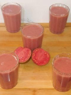 જામફળ નુ જ્યુસ (Jamfal Juice Recipe In Gujarati) રેસીપી મુખ્ય ફોટો