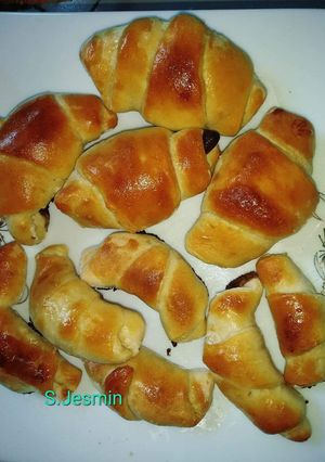 চকলেট ক্রস বান(chocolate cross bun recipe in Bengali) রেসিপির প্রধান ছবি