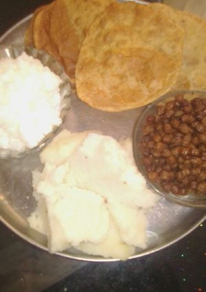 A picture of Mata rani ji ko bhog.