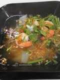 เส้นใหญ่น้ำกุ้ง
