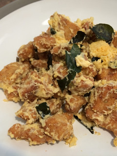 Foto resep Ayam Goreng Tepung Telur Asin 1 Butir Saja