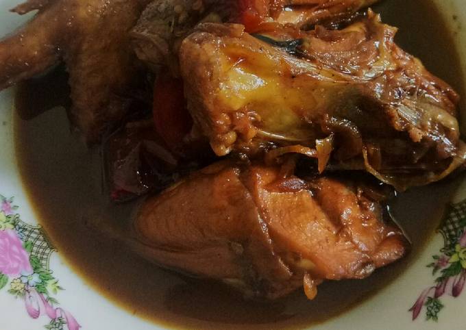 Semur daging ayam