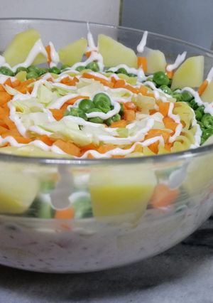 A picture of Creamy pasta salad.