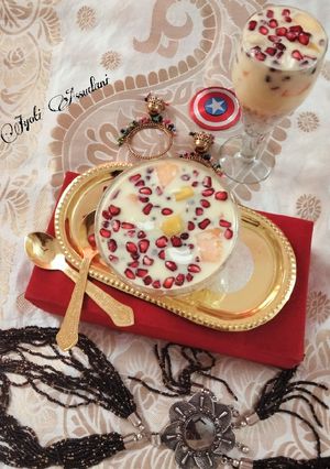 A picture of Sabudana fruit dessert.