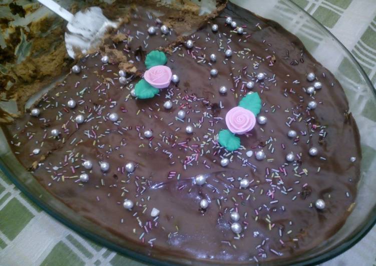 Tarta de galletas chocolate y natilla tradicional