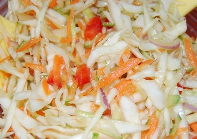 Салат из капусты "Ароматный" - пошаговый рецепт с фото 