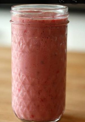 A picture of Strawberry smoothie.